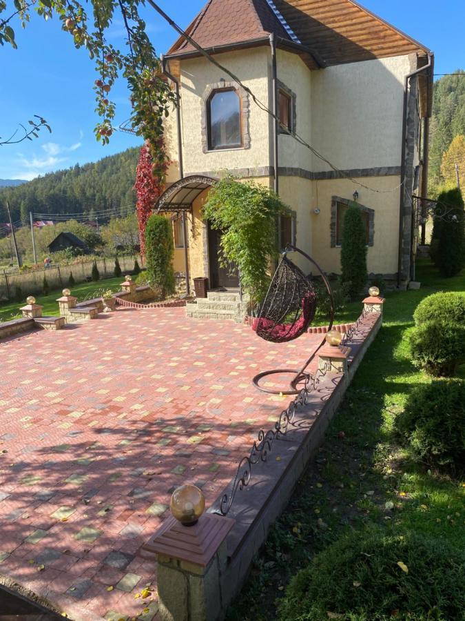 Золото Карпат Villa Jaremtje Exteriör bild